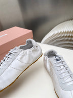 M-Sneakers