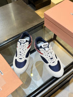 M-Sneakers