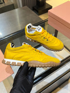 M-Sneakers