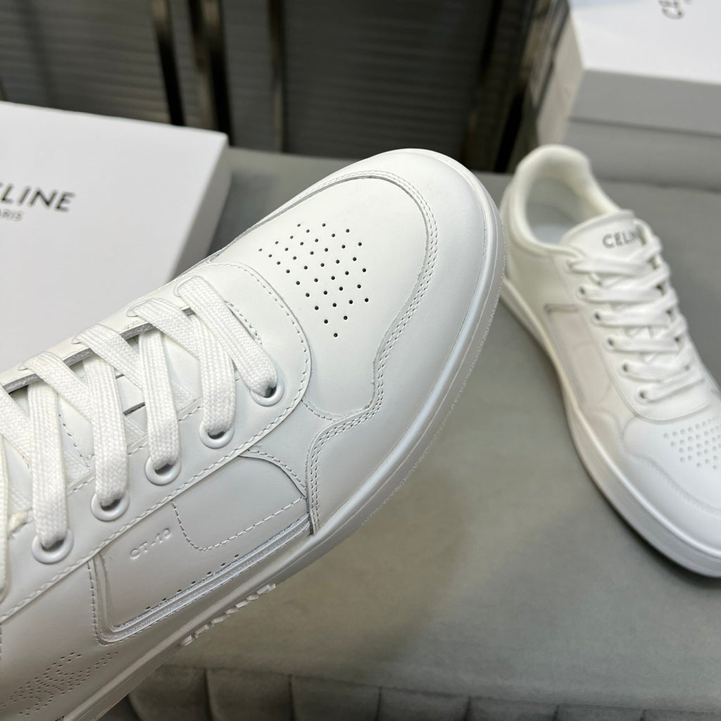 S-Sneakers