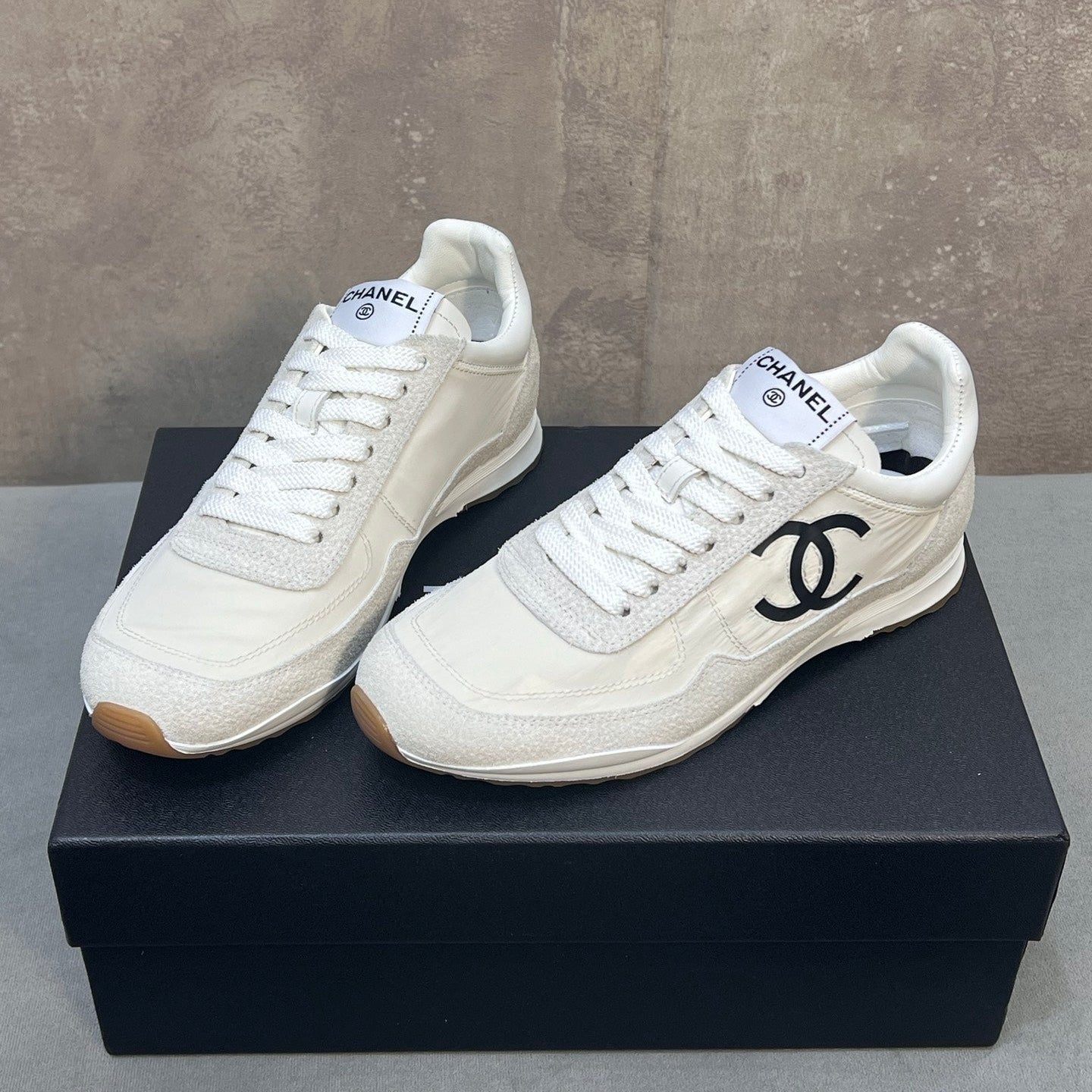 C-Sneakers