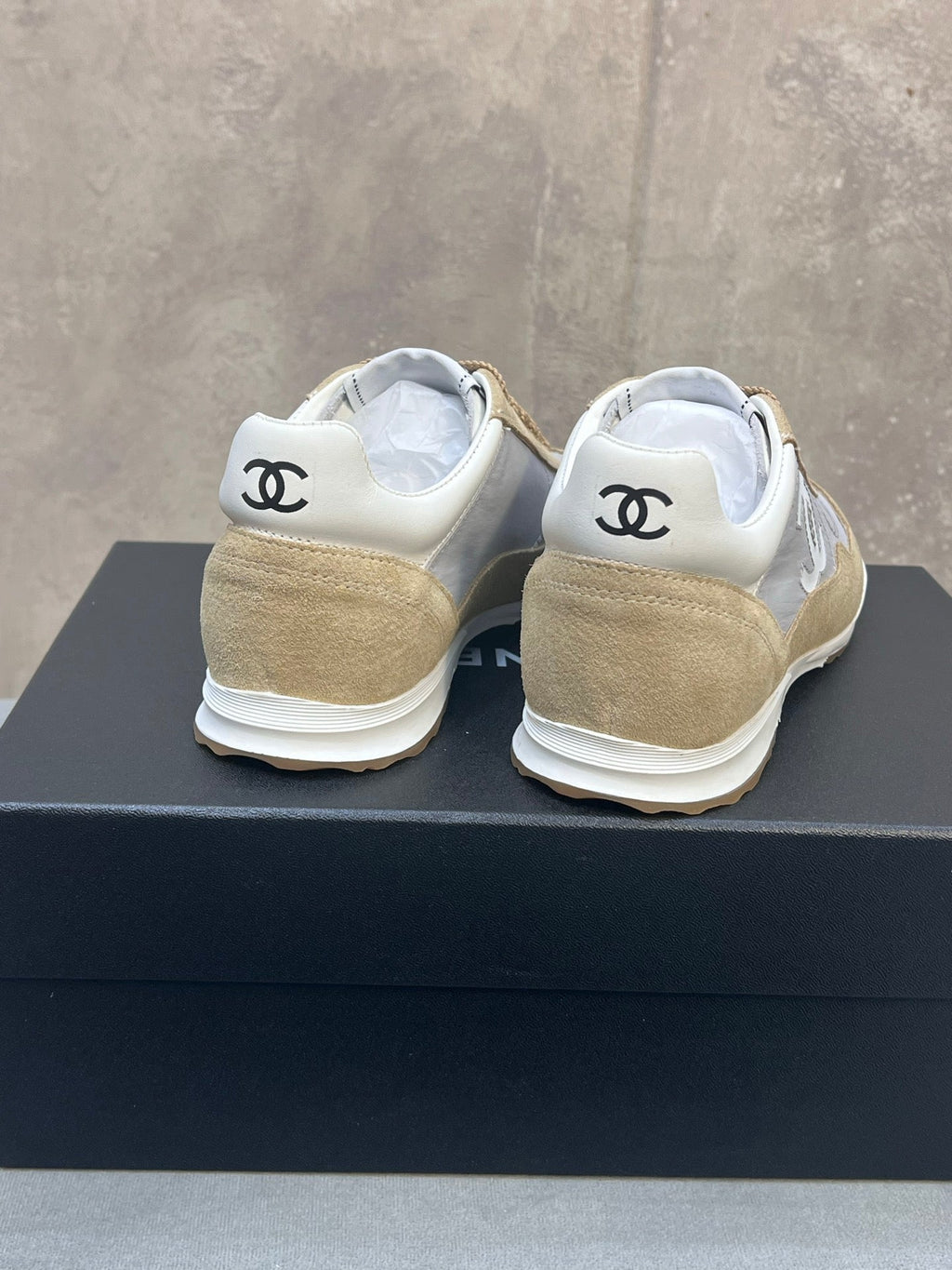 C-Sneakers