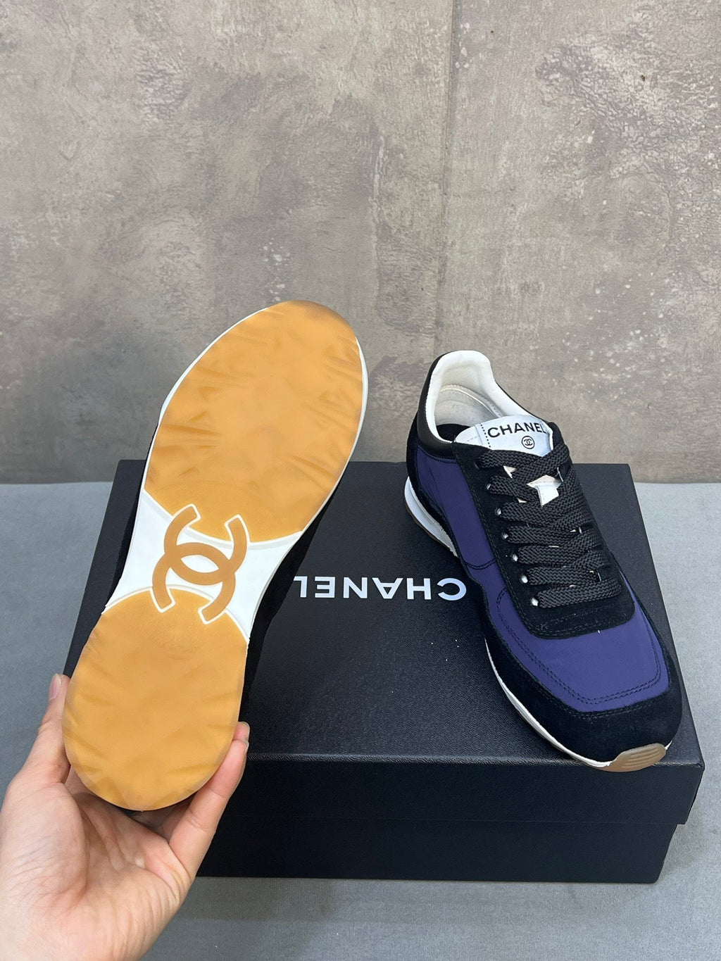 C-Sneakers