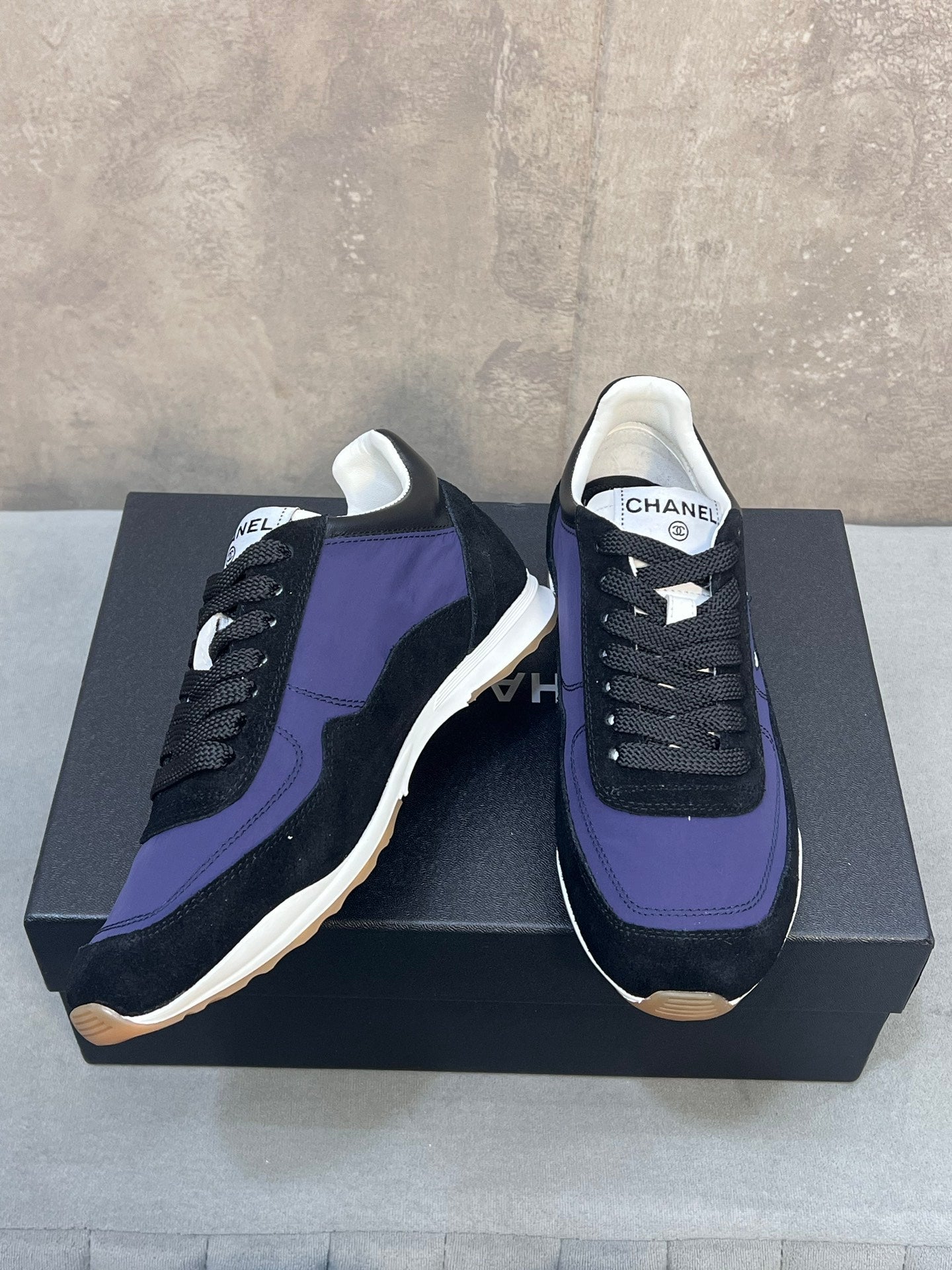 C-Sneakers