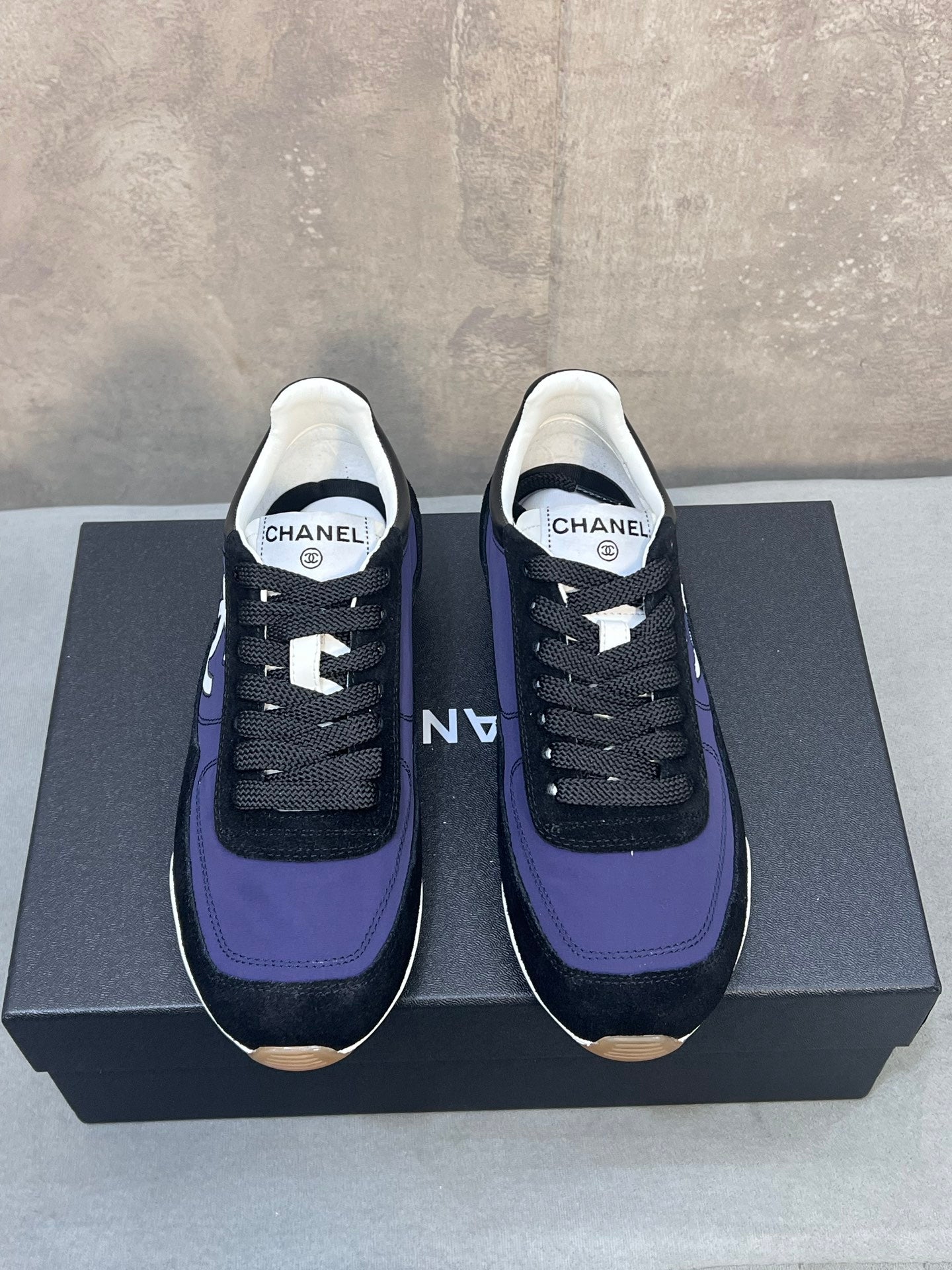 C-Sneakers