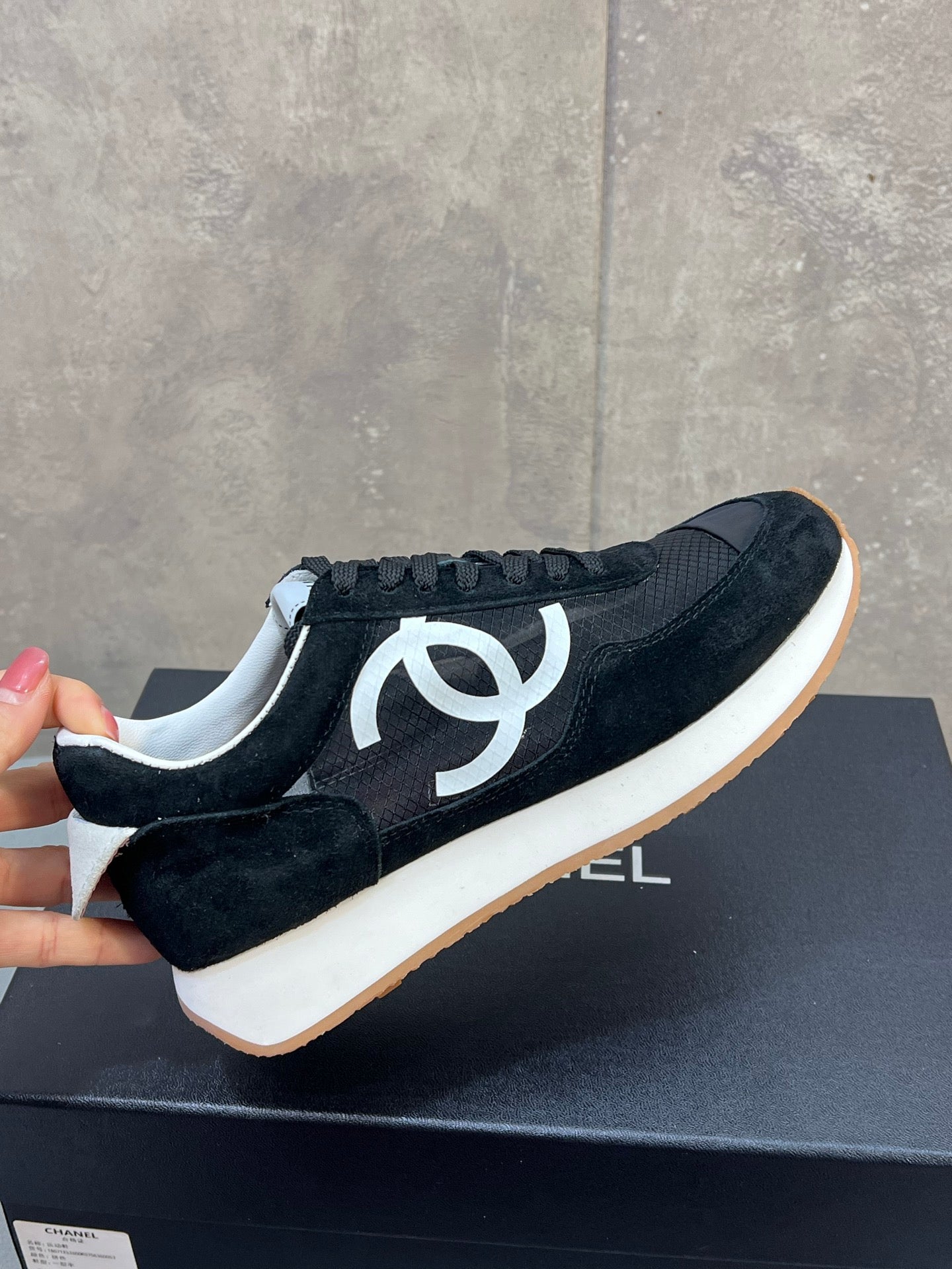 C-Sneakers