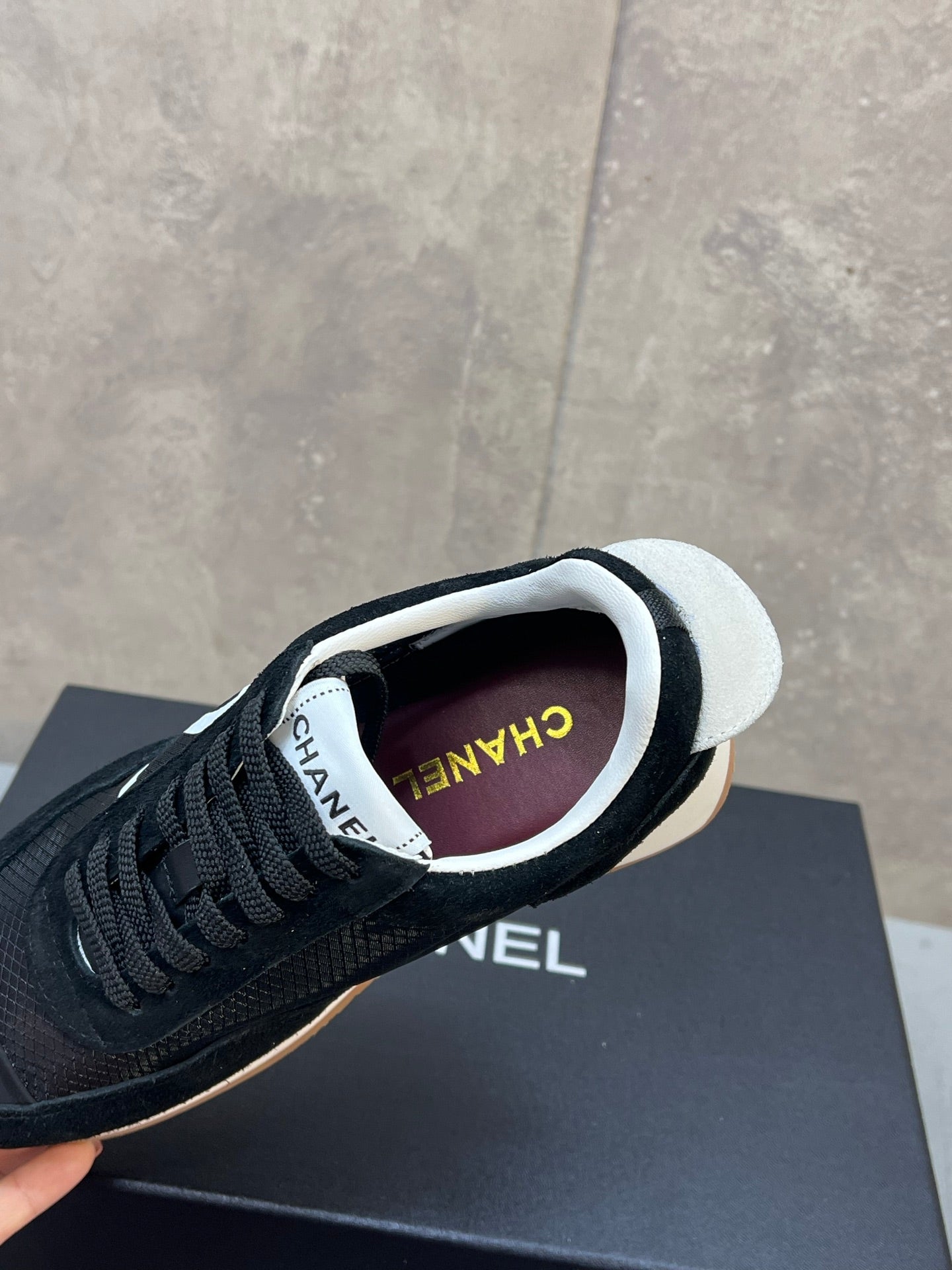 C-Sneakers