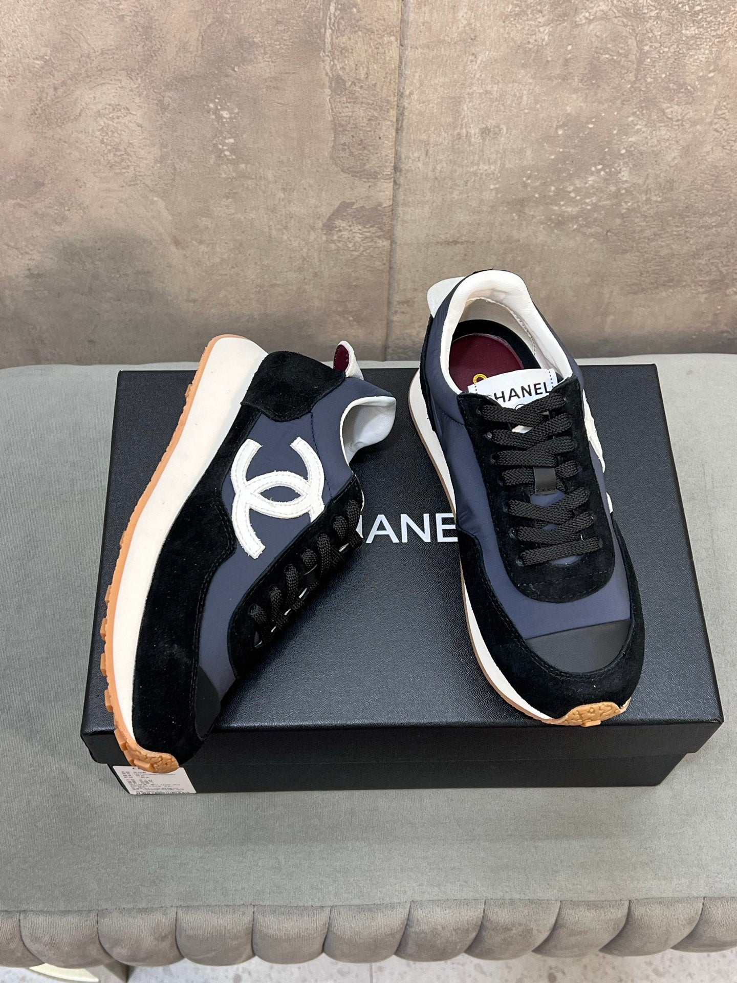 C-Sneakers