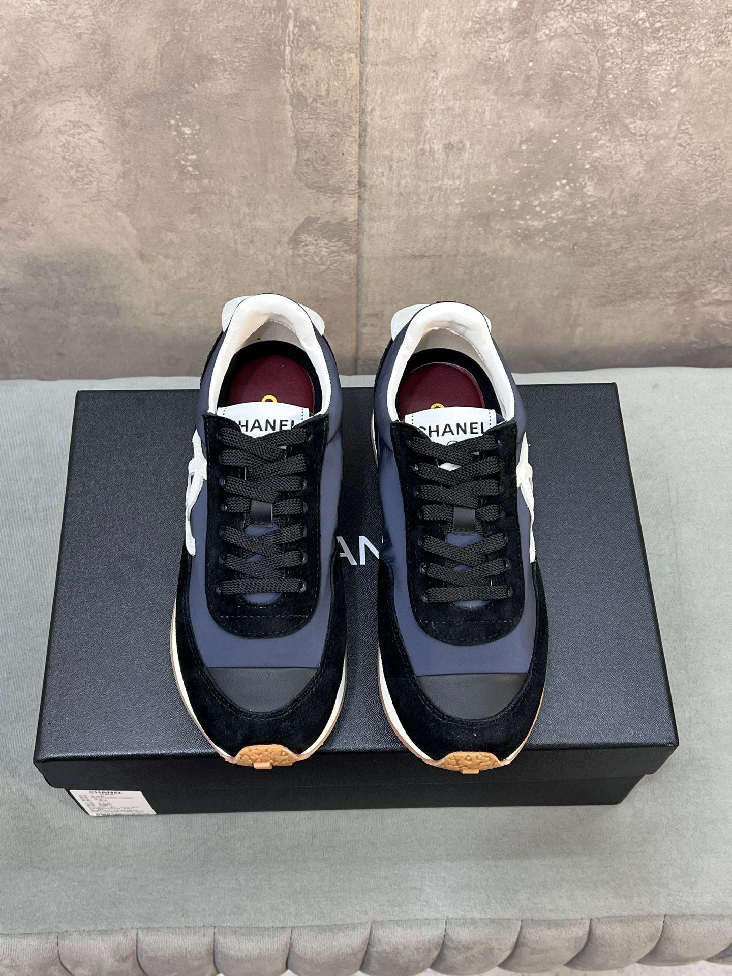 C-Sneakers