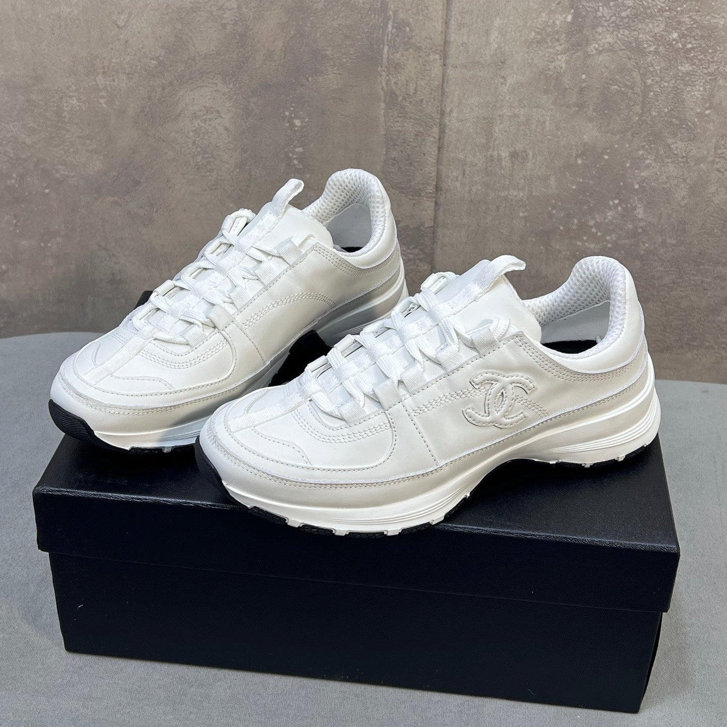 C-Sneakers