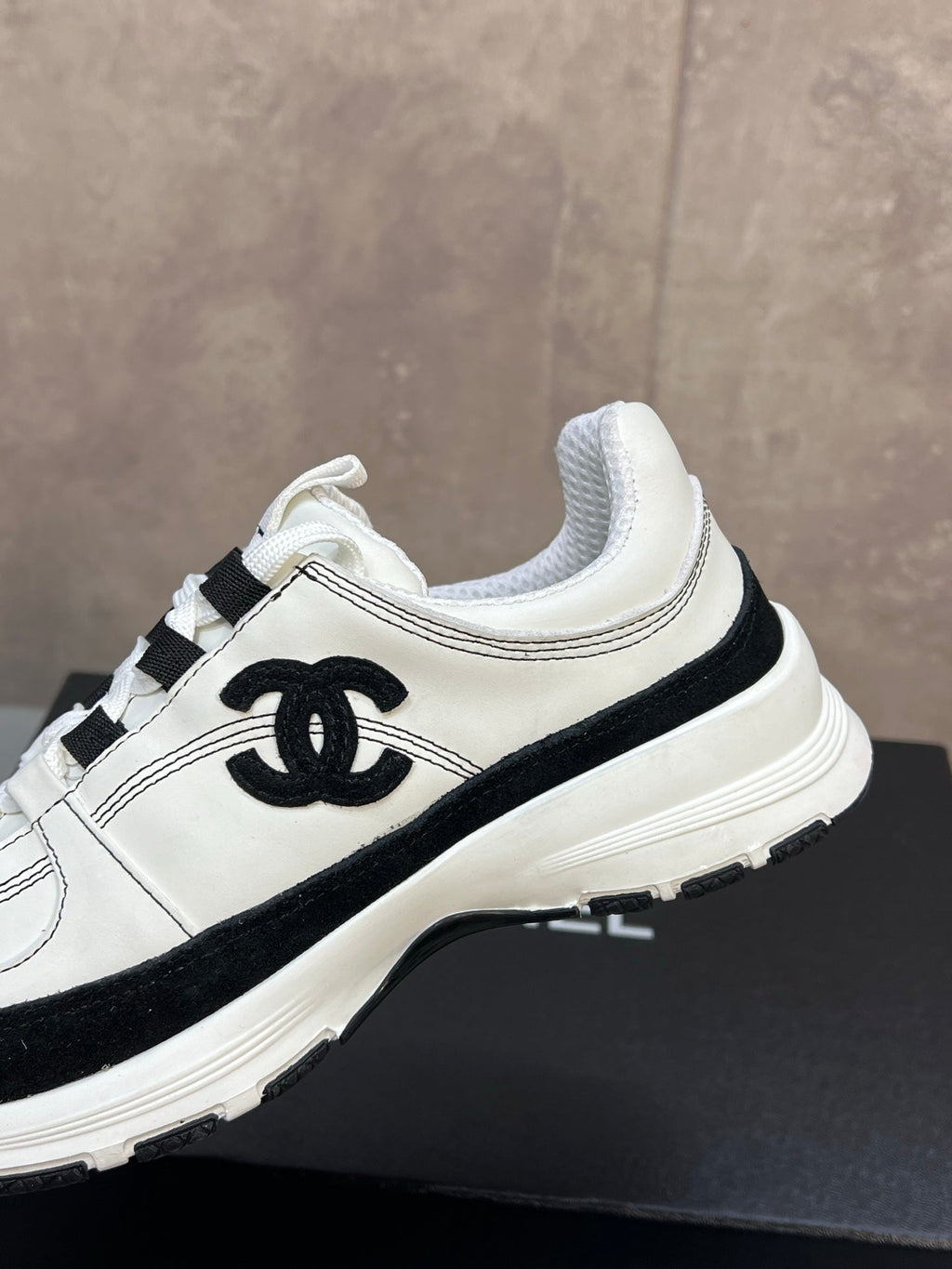 C-Sneakers