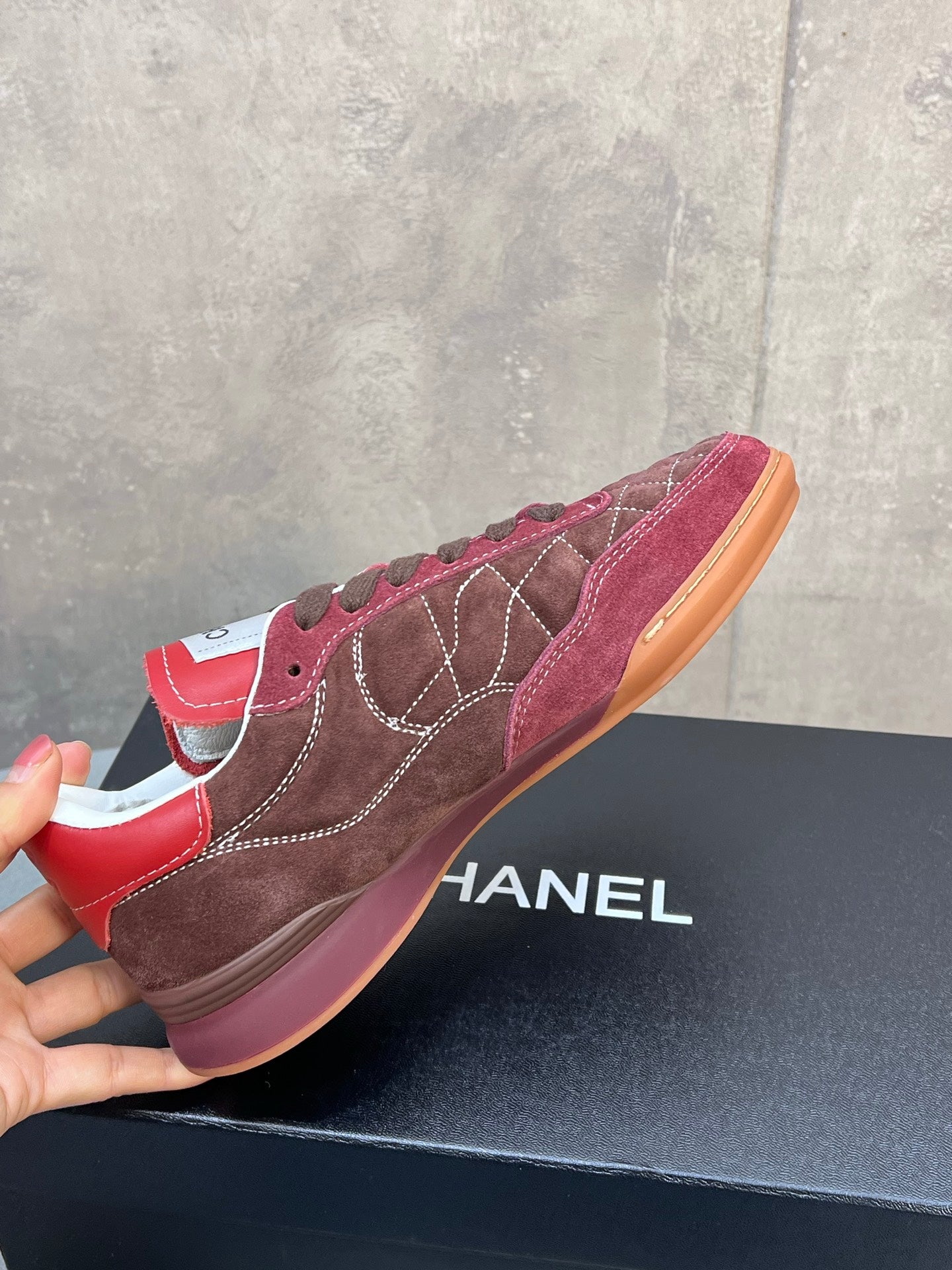 C-Sneakers