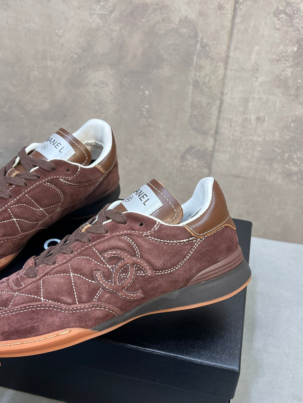 C-Sneakers