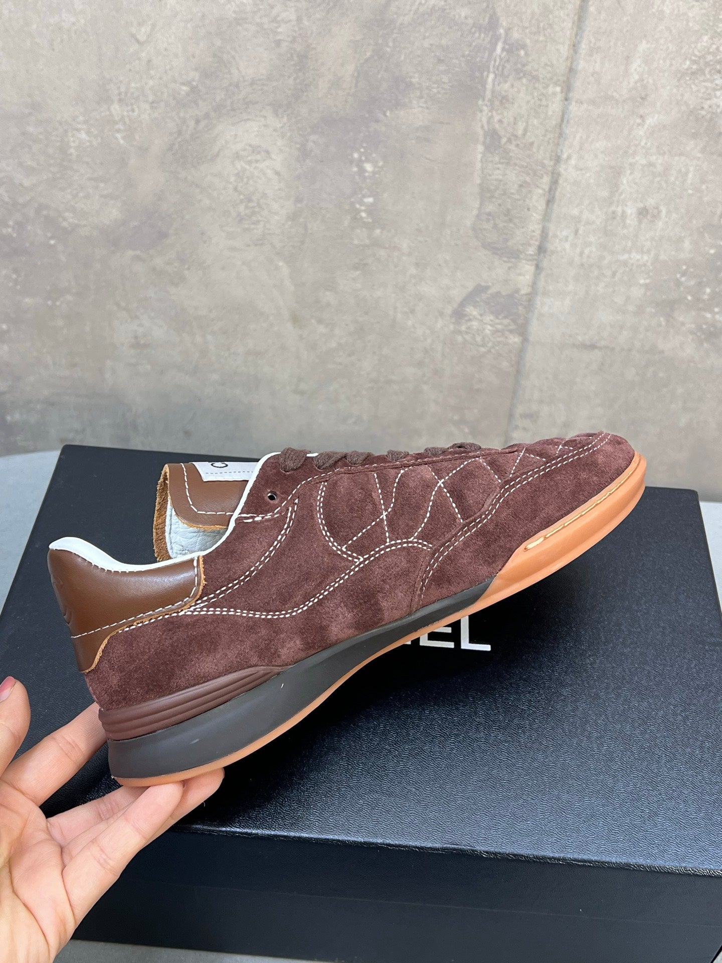 C-Sneakers