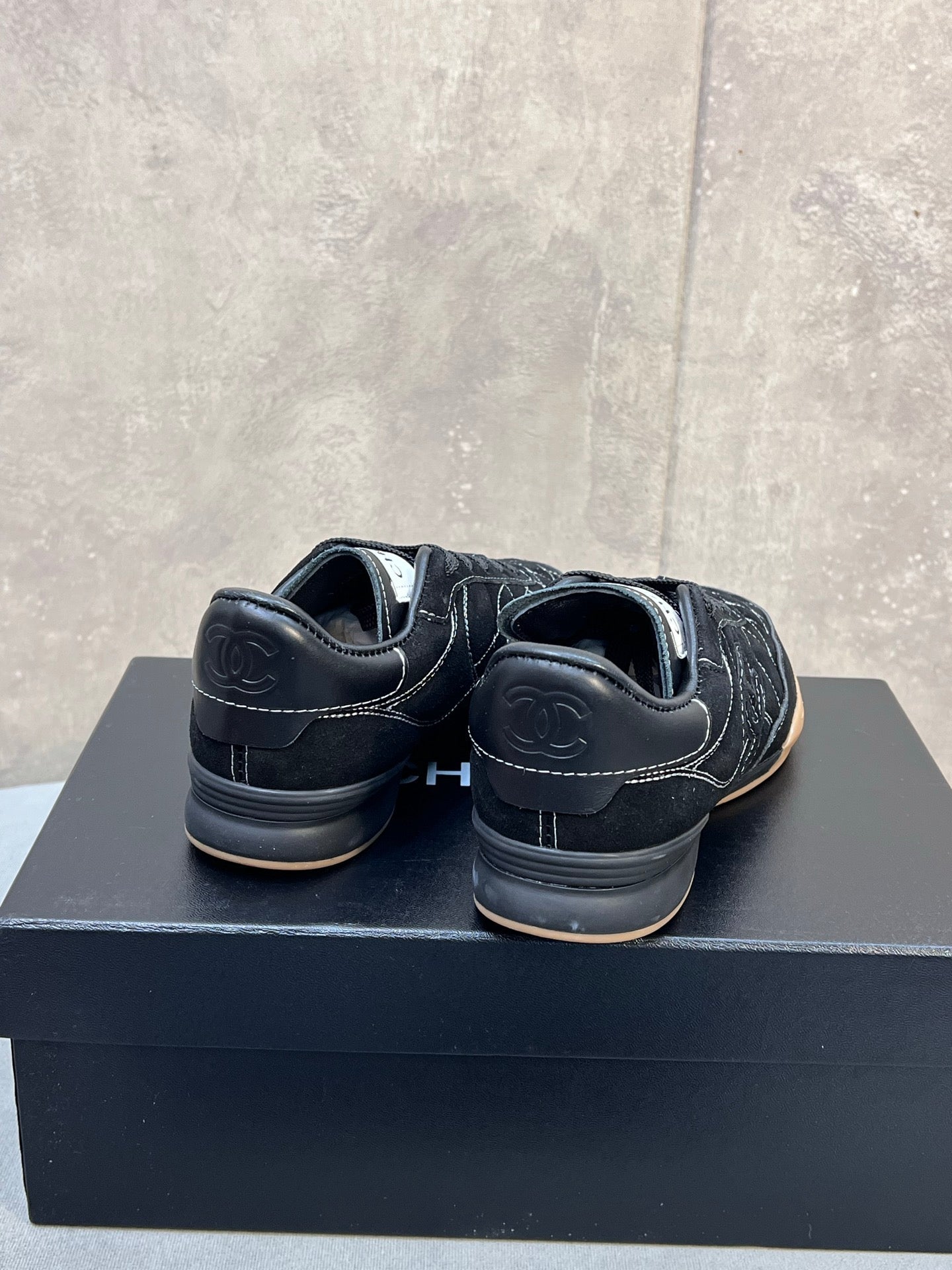 C-Sneakers