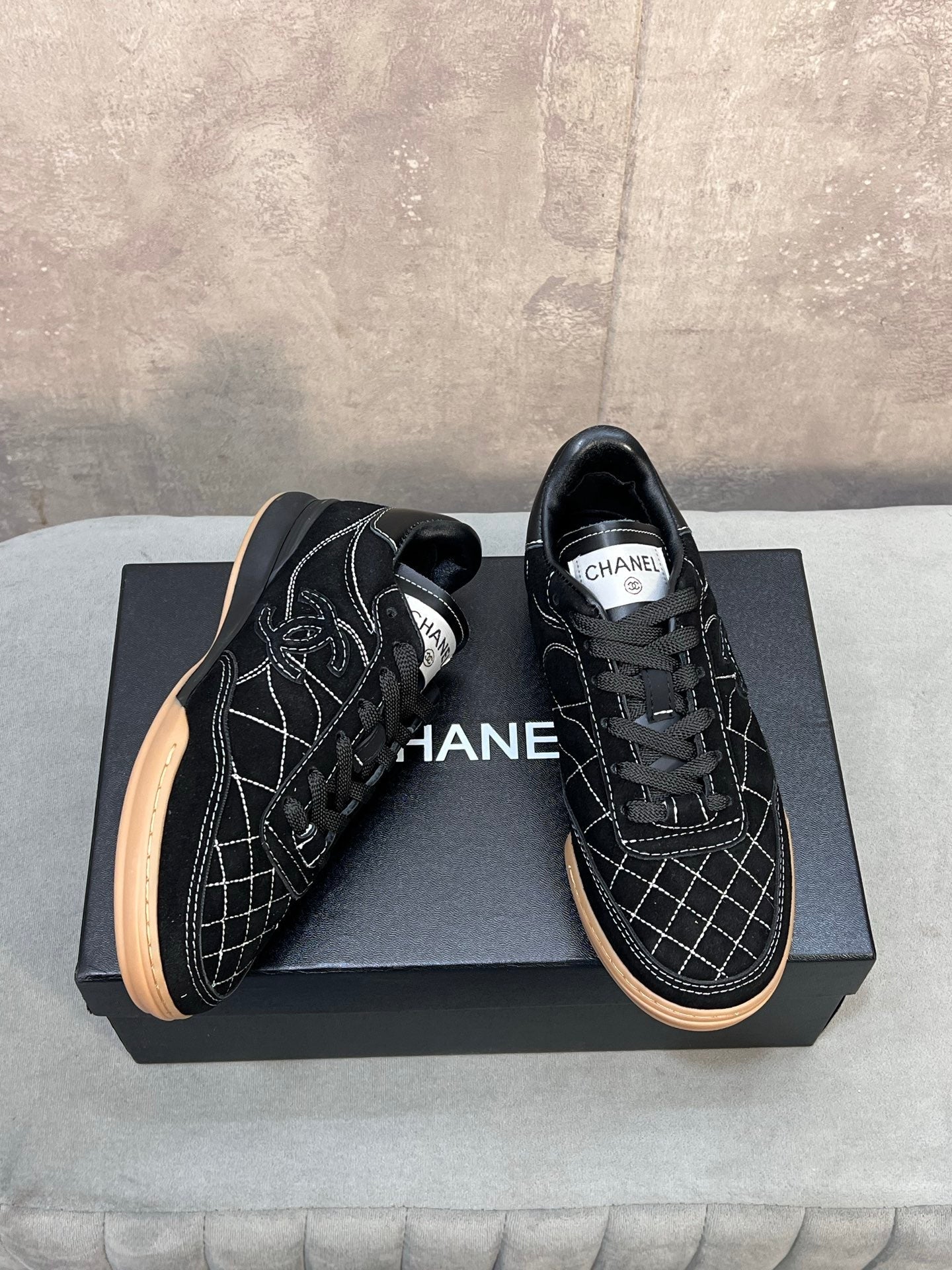 C-Sneakers