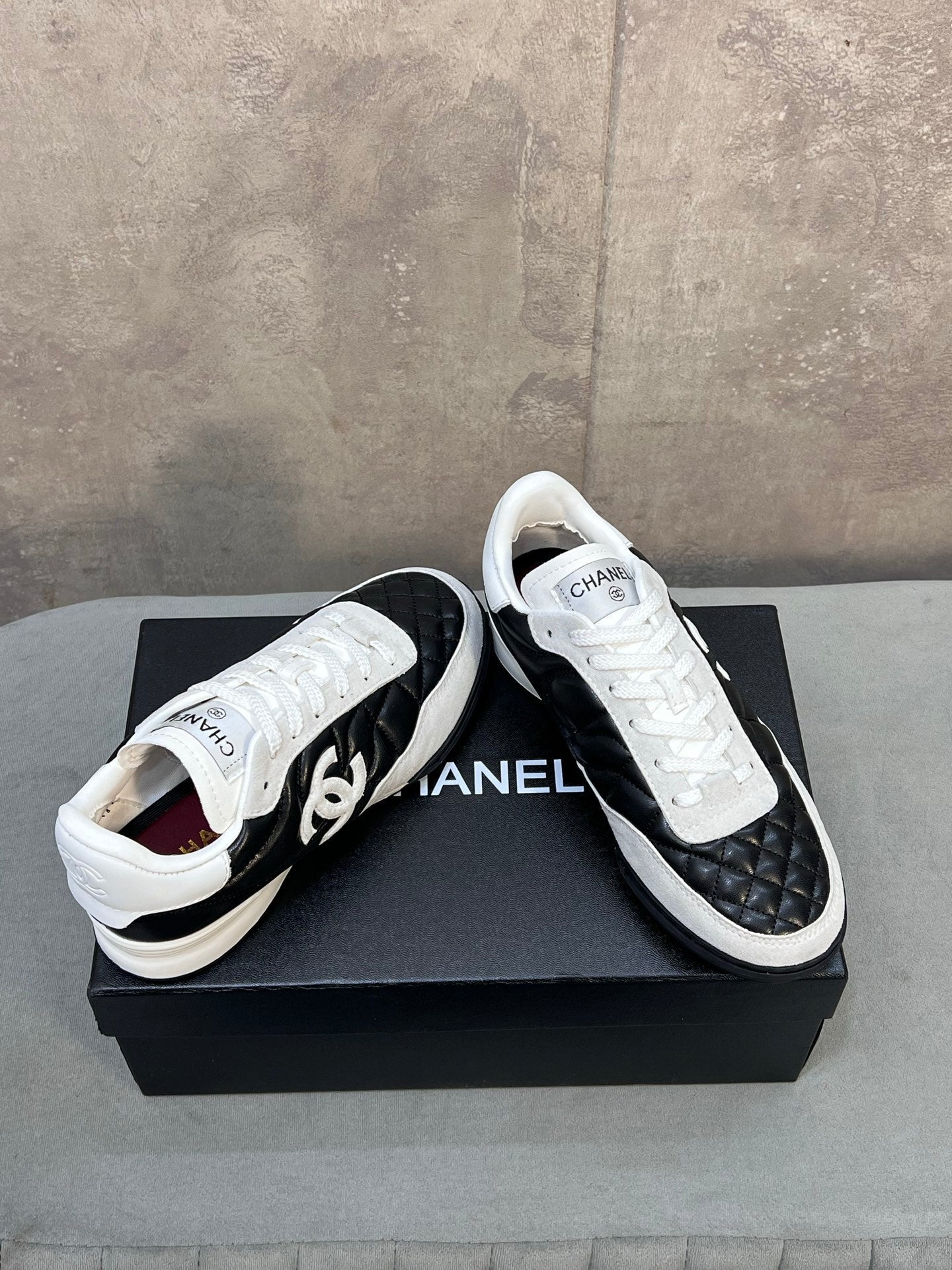 C-Sneakers