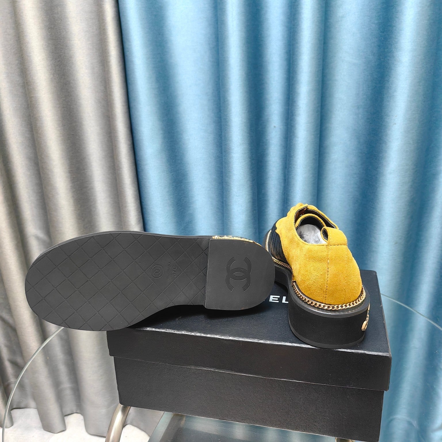 C-Sneakers