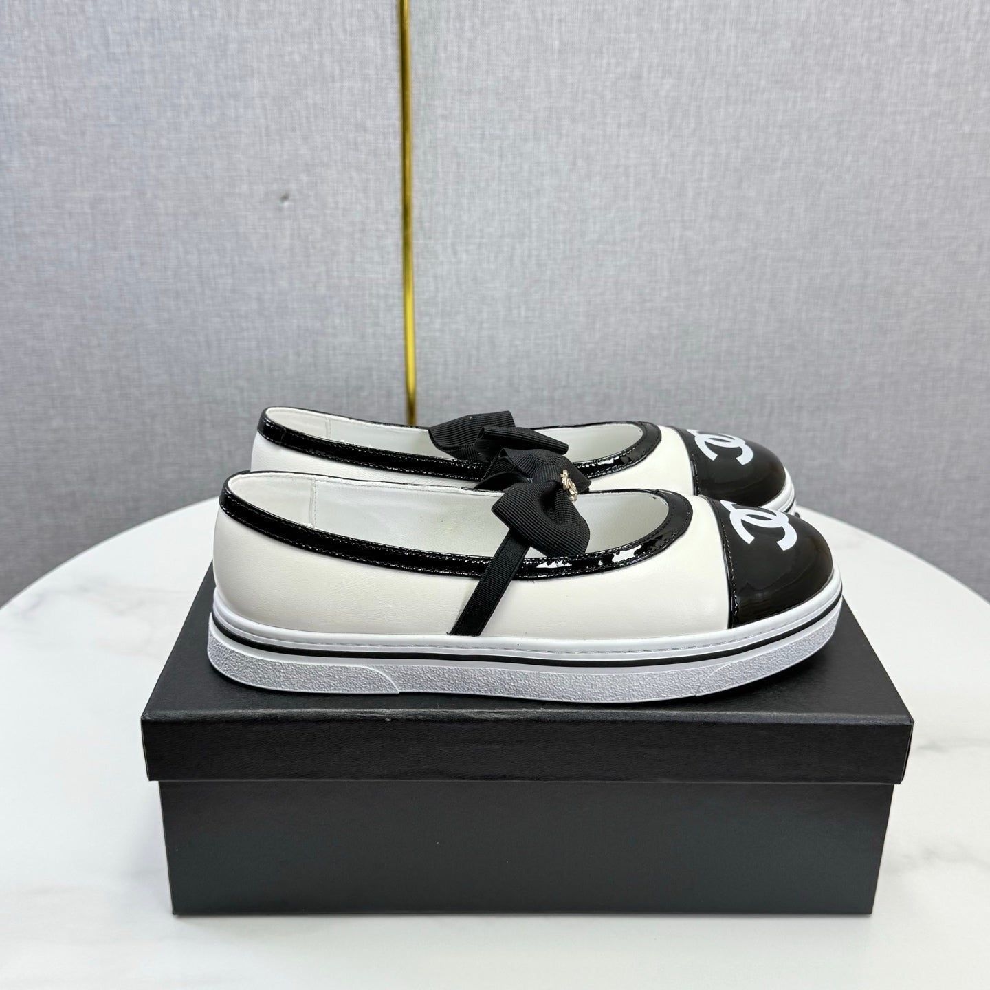 C-Sneakers