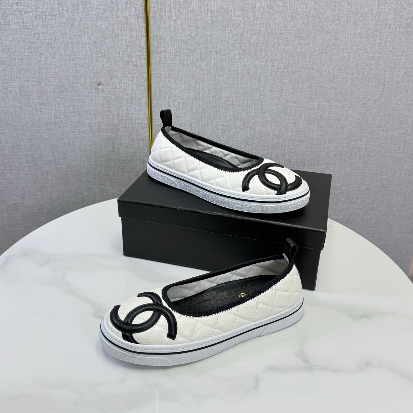 C-Sneakers