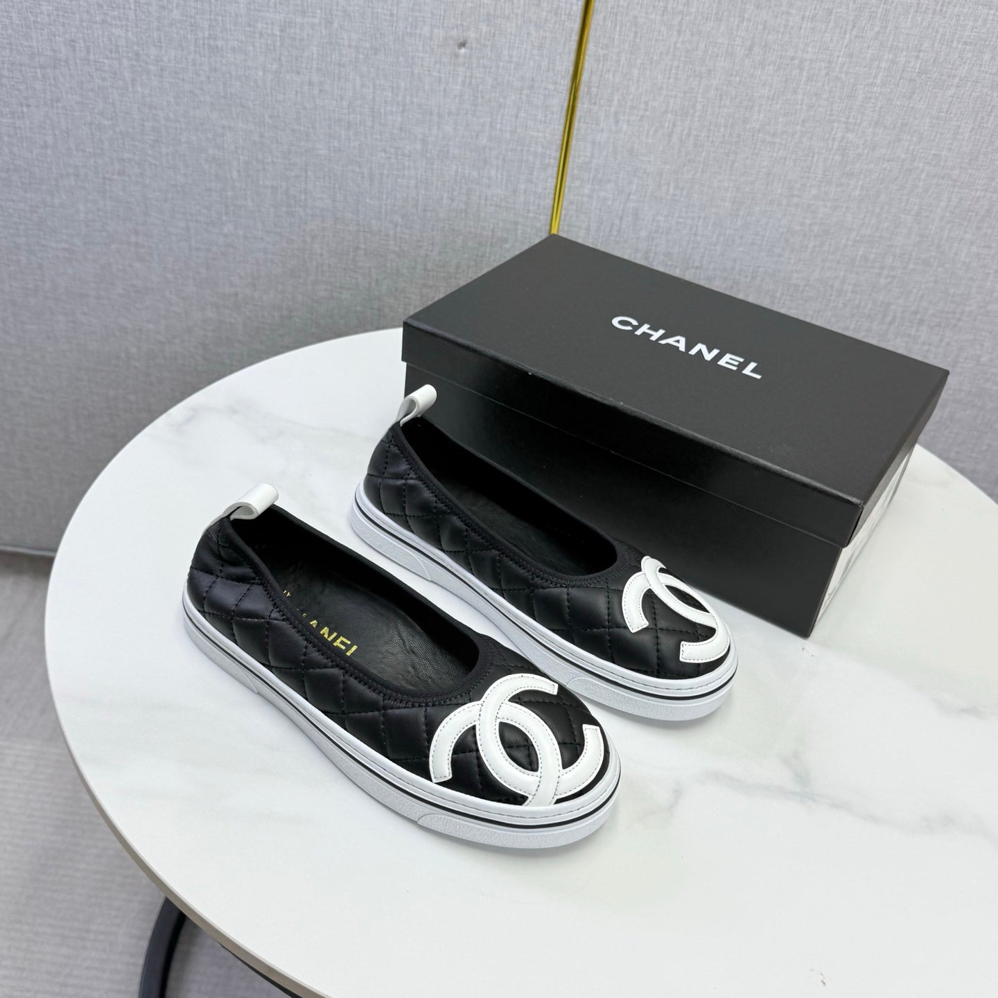 C-Sneakers