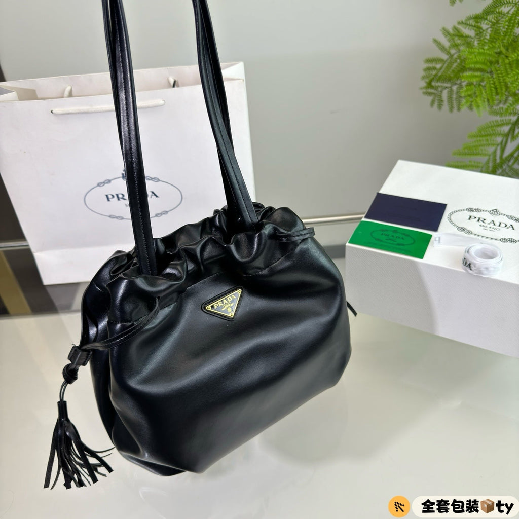 P-Shoulder Bag