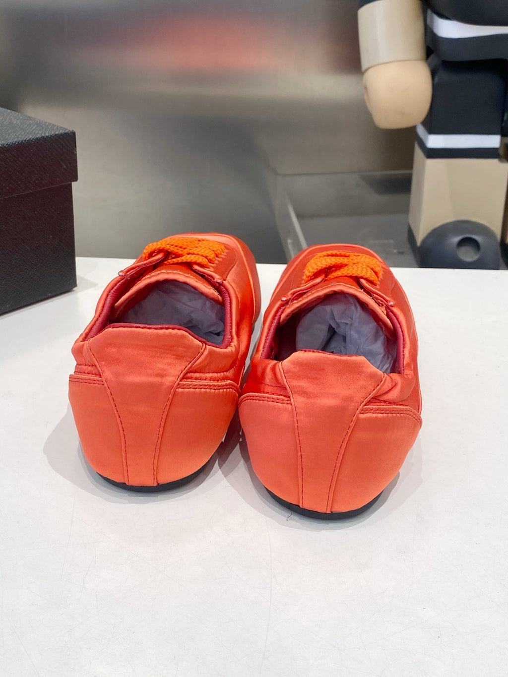P-Sneakers