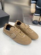 P-Sneakers
