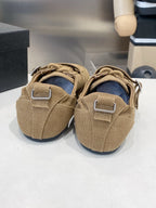 P-Sneakers