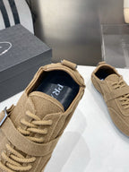 P-Sneakers