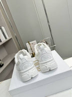 D-Sneakers