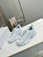 D-Sneakers
