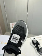 D-Sneakers