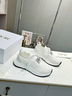 D-Sneakers