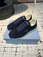 P-Sneakers