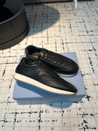 P-Sneakers