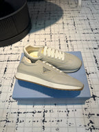 P-Sneakers