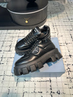 P-Sneakers