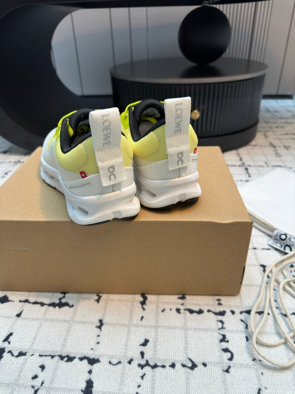 L2-Sneakers