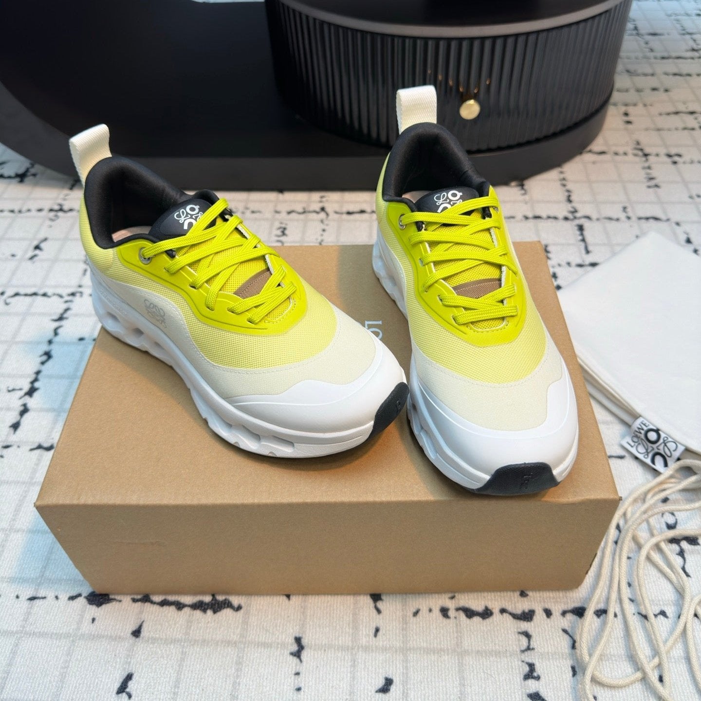 L2-Sneakers