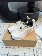 L2-Sneakers