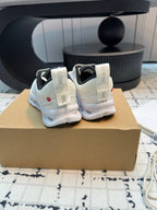L2-Sneakers
