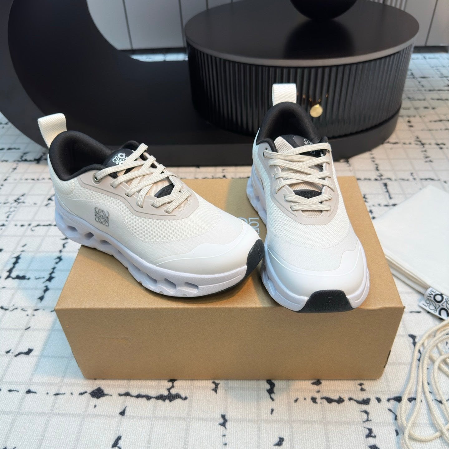 L2-Sneakers