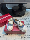 R-Sneakers