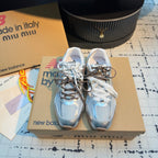 M-Sneakers