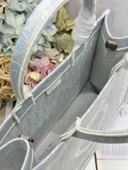 D-Book Tote