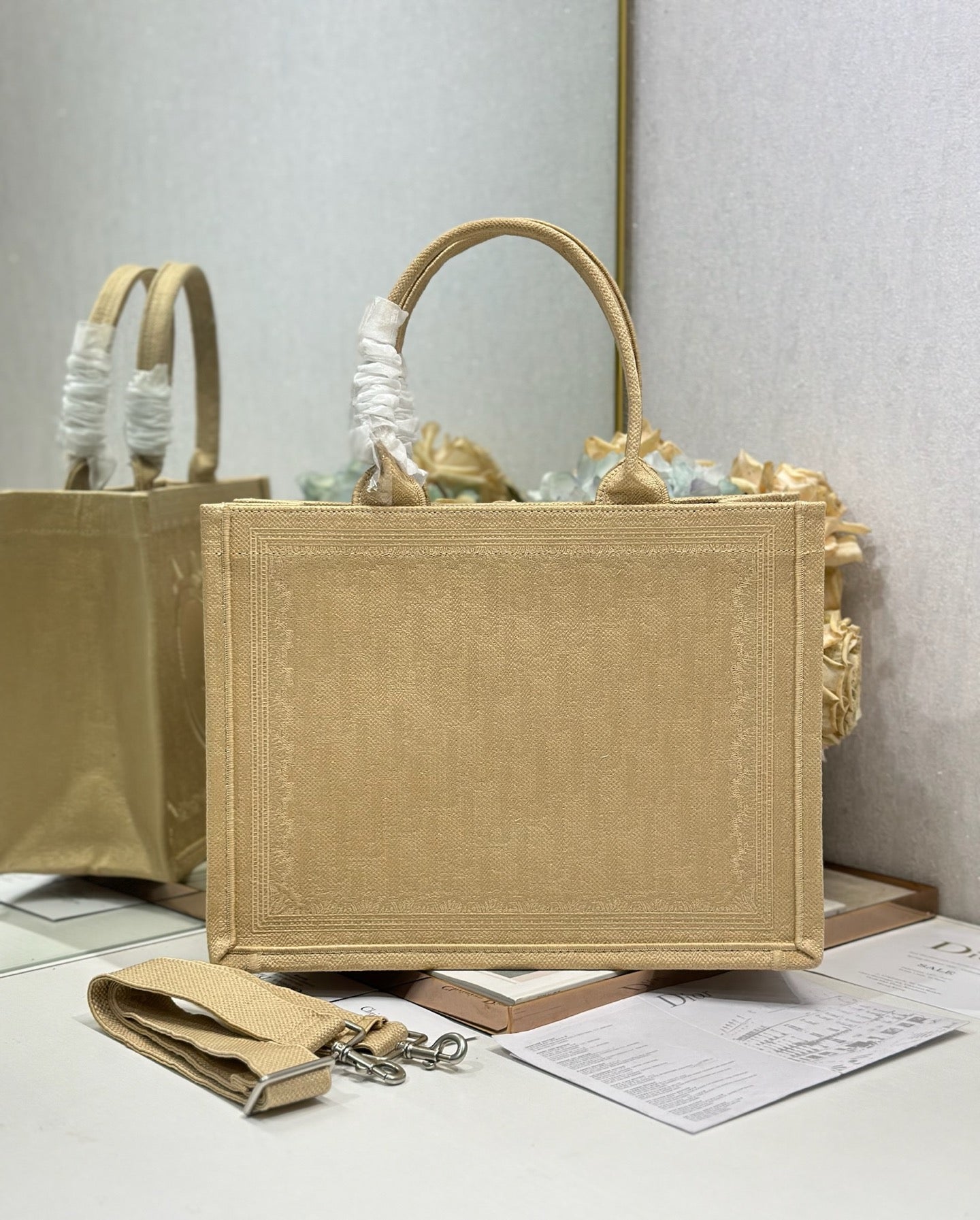 D-Book Tote