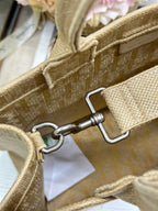 D-Book Tote