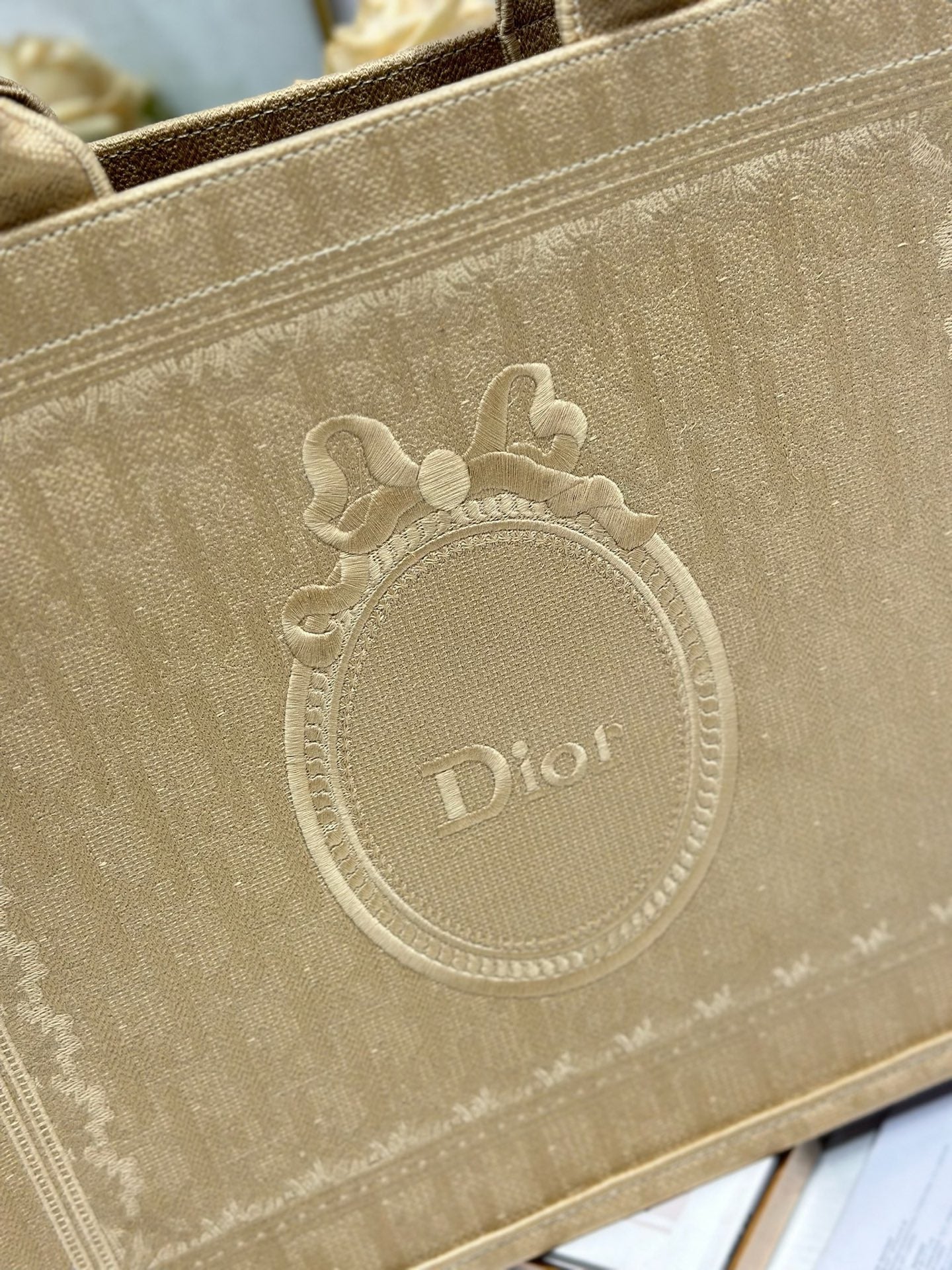 D-Book Tote