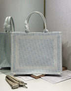 D-Book Tote